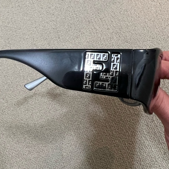 It is original brand - Picture 4 of 5